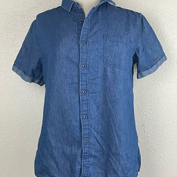 Pre-Owed Mr. Wonder Womens Denim Short Sleeve Button Up Top Size S - Picture 1 of 6